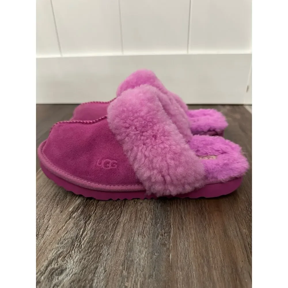 UGG Cozy II scuff slipper in the color Purple Ruby sz 4 youth